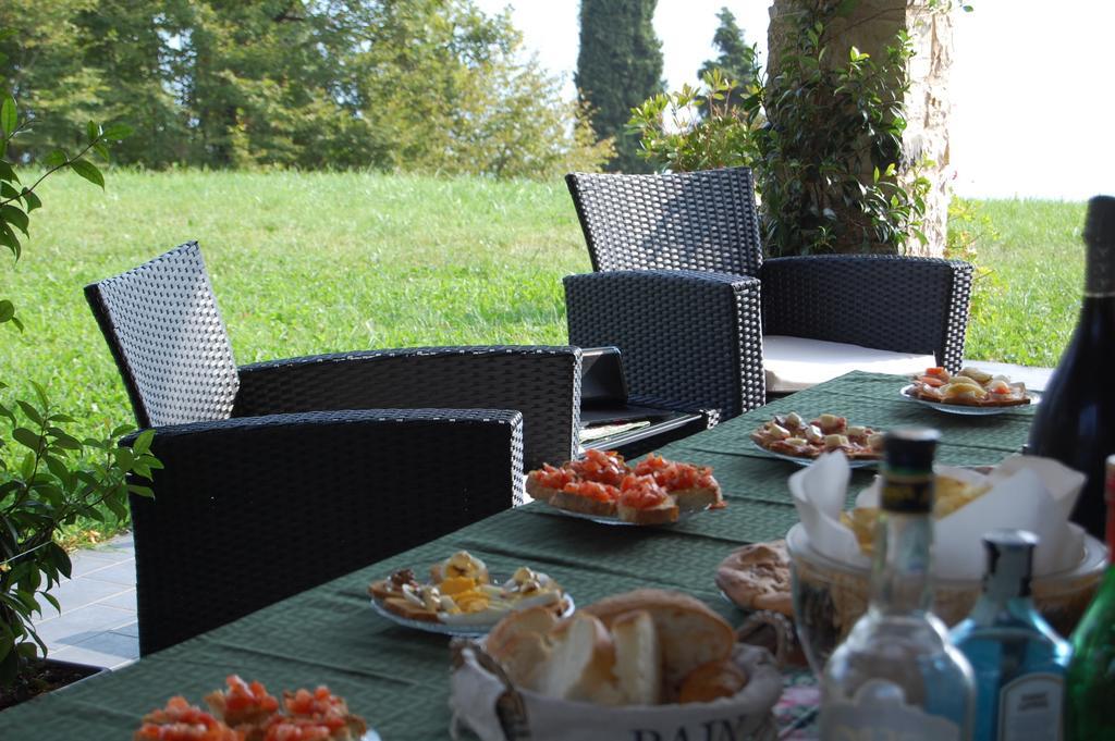 Agriturismo Casa Del Castagneto غارنانو الغرفة الصورة