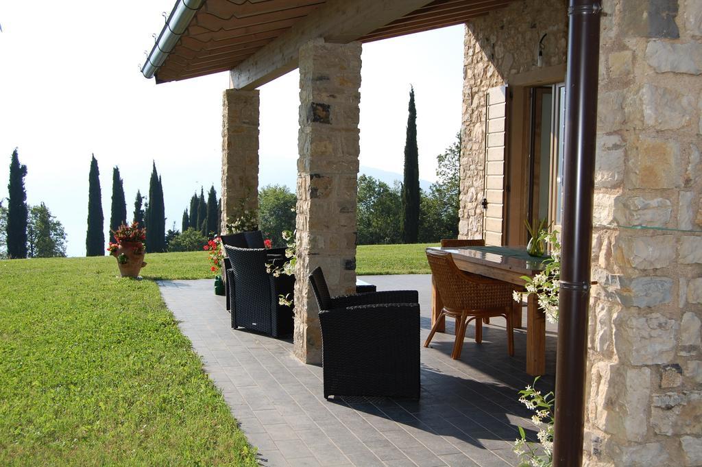 Agriturismo Casa Del Castagneto غارنانو الغرفة الصورة