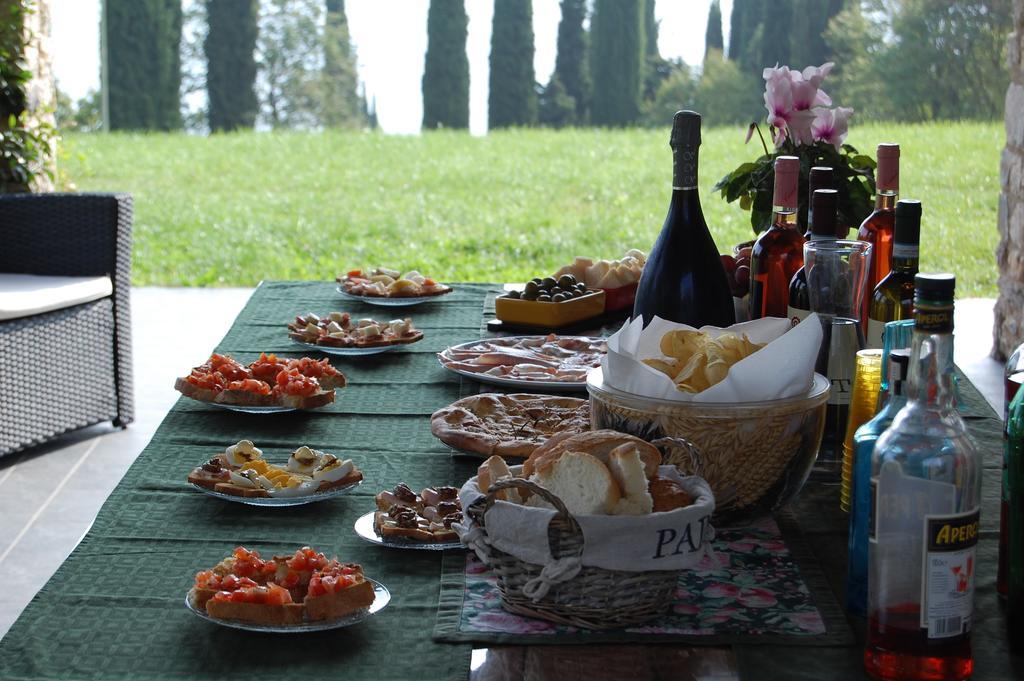 Agriturismo Casa Del Castagneto غارنانو الغرفة الصورة